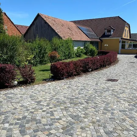 Gaestehaus Fischer Rohrendorf 3* Rohrendorf bei Krems