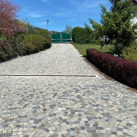 Gaestehaus Fischer Rohrendorf 3*