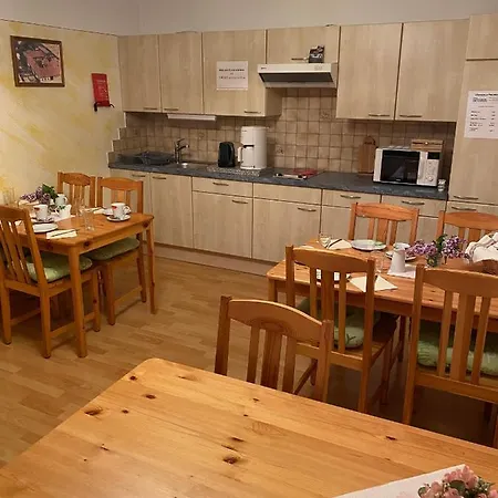 Gaestehaus Fischer Rohrendorf 3*