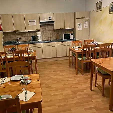 Gaestehaus Fischer Rohrendorf 3*