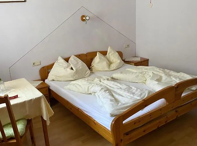 Gaestehaus Fischer Rohrendorf 3* Rohrendorf bei Krems